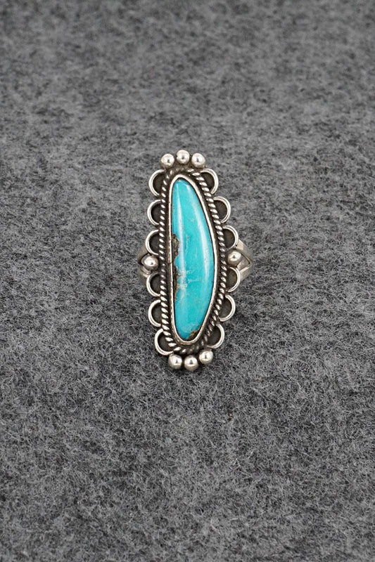 Turquoise & Sterling Silver Vintage Ring - Size 6