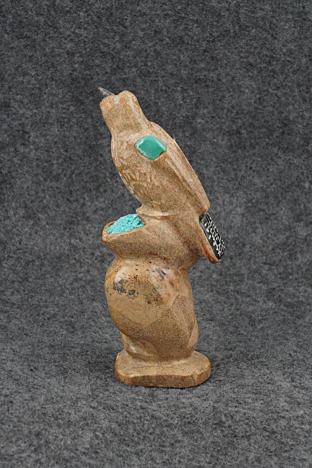 Bird Zuni Fetish Carving - Freddie Leekya