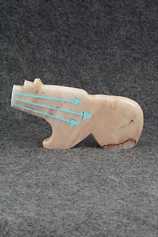 Bear Zuni Fetish Carving - Bernard Laiwakete