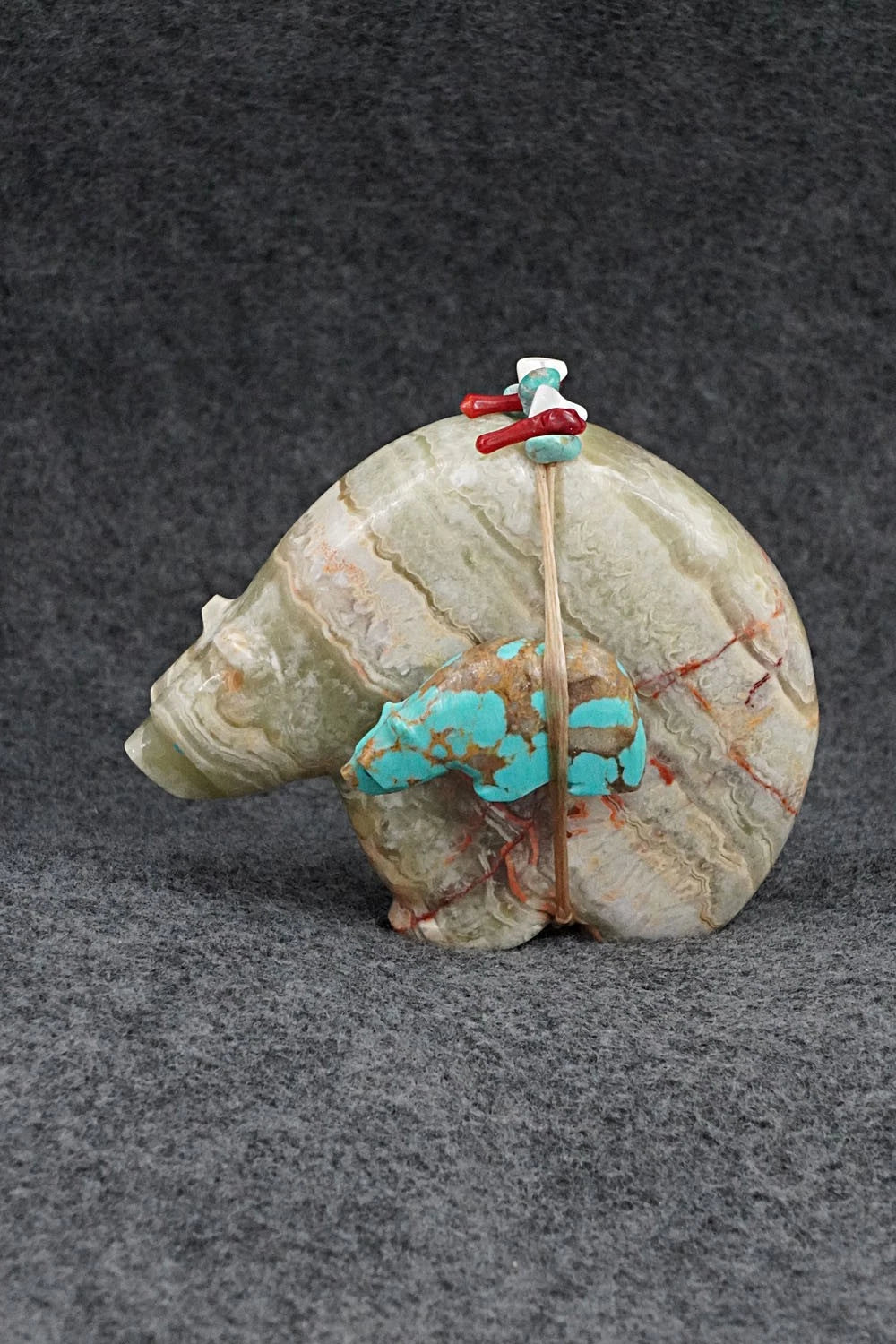 Bear Zuni Fetish Carving - Farlan & Paulette Quam