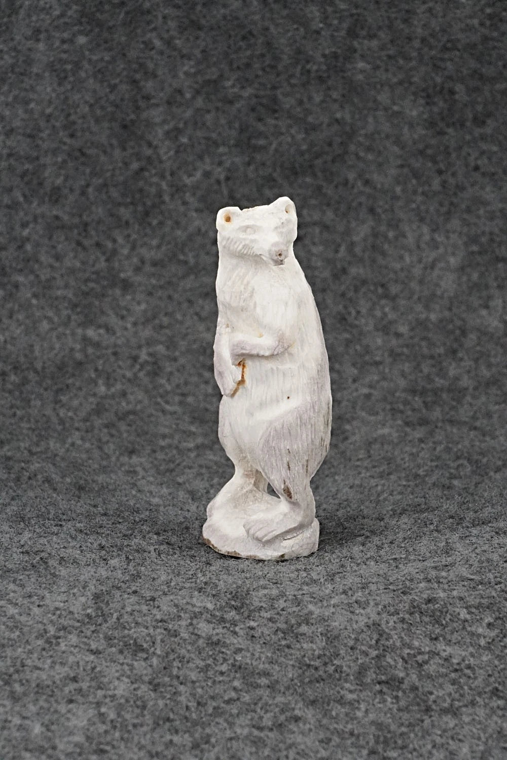 Bear Zuni Fetish Carving - Lewis Malie