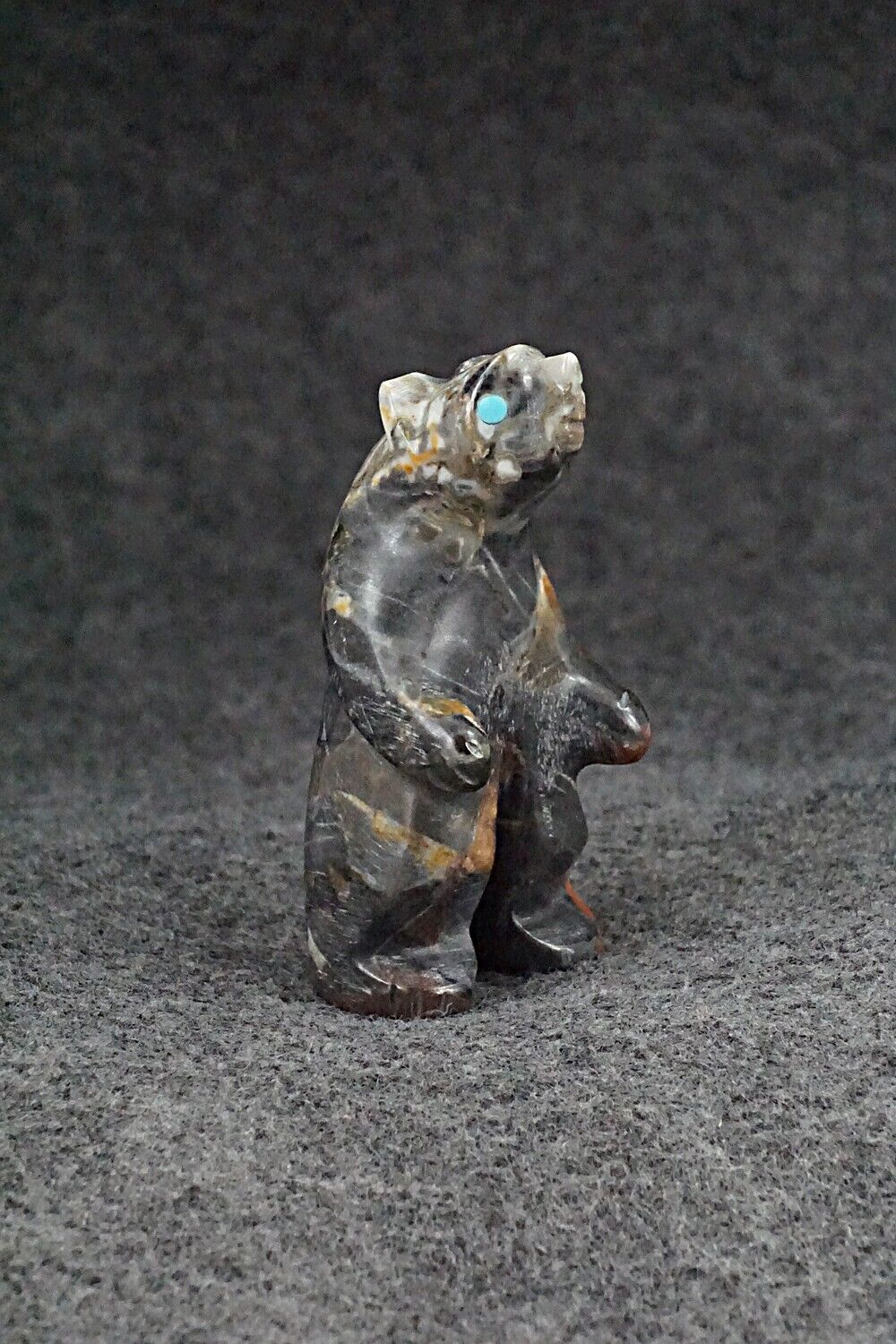 Bear Zuni Fetish Carving - Ronnie Lunasee