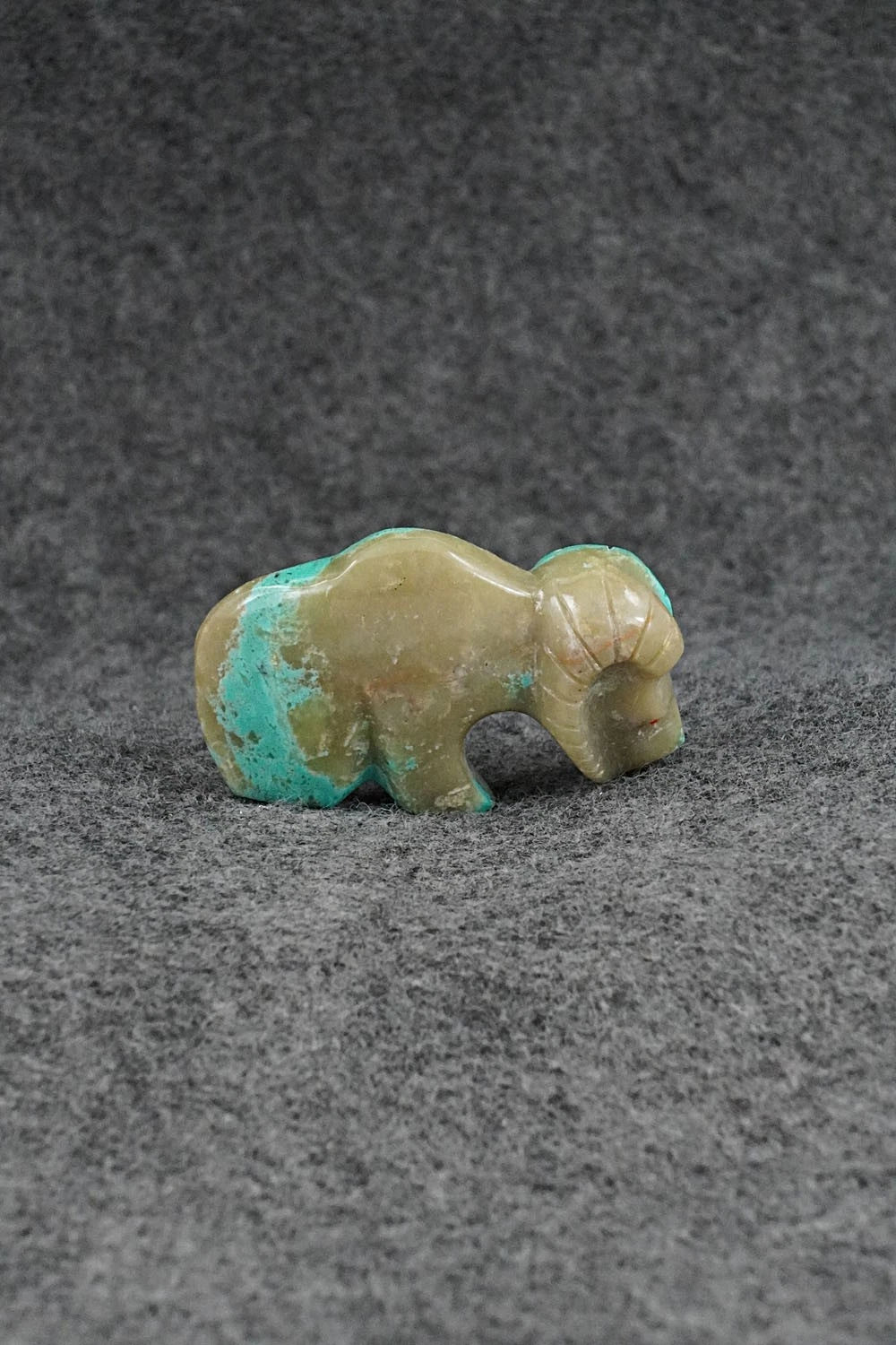 Ram Zuni Fetish Carving - Kenric Laiwakete