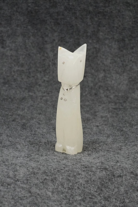 Cat Zuni Fetish Carving - Kenny Chavez
