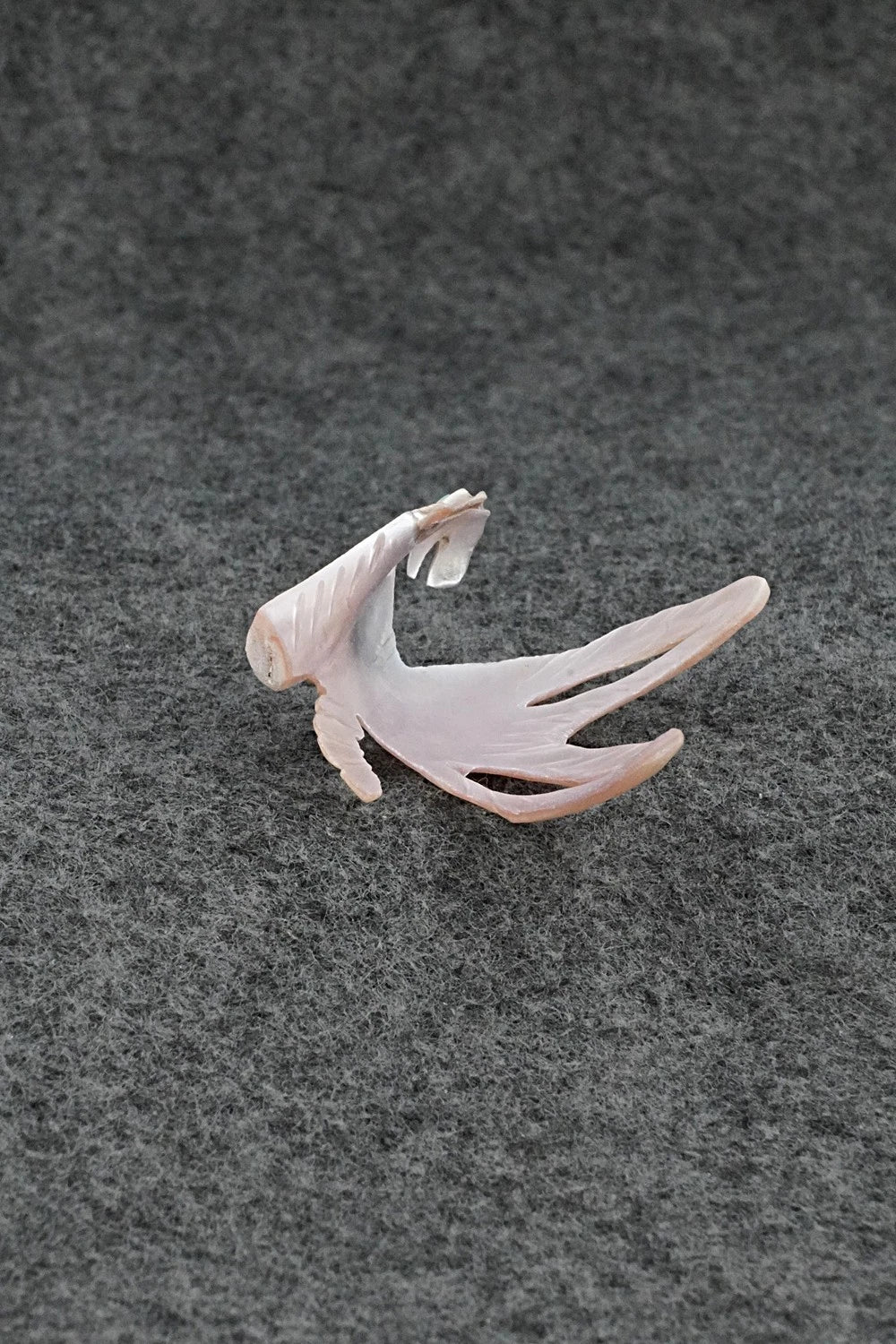 Eagle Zuni Fetish Carving - Vander Tsethlikai