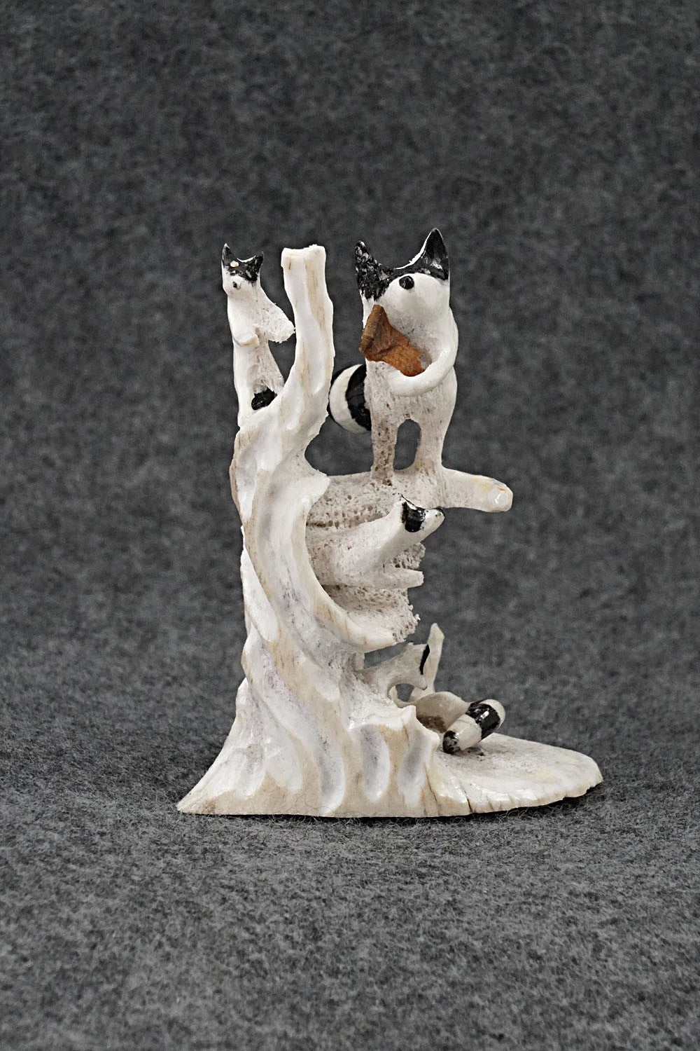 Racoons Zuni Fetish Carving - Ruben Najera