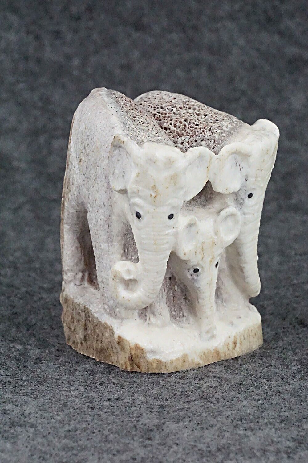 Elephant Family Zuni Fetish Carving - Maxx Laate