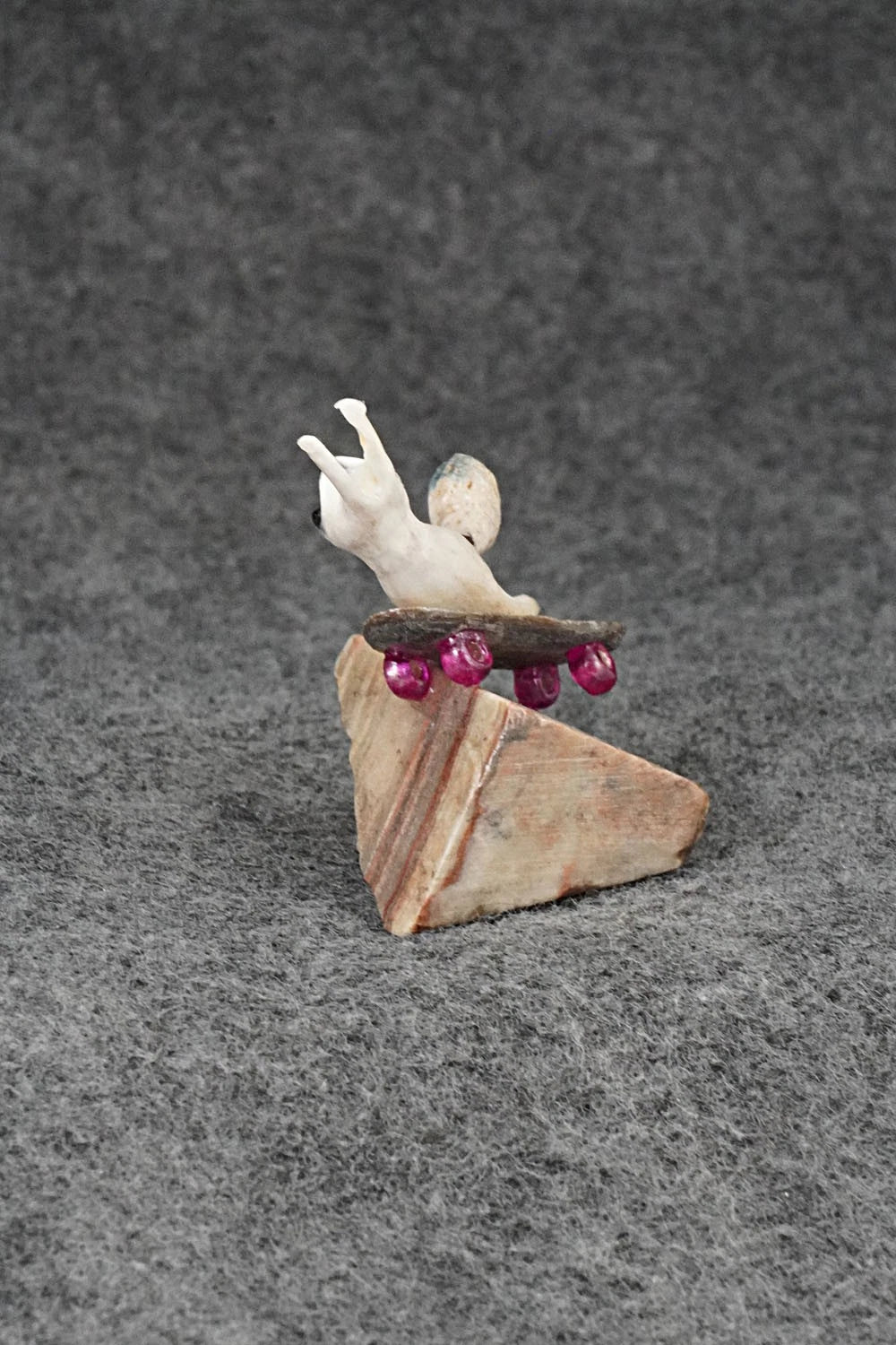 Raccoon Zuni Fetish Carving - Ruben Najera