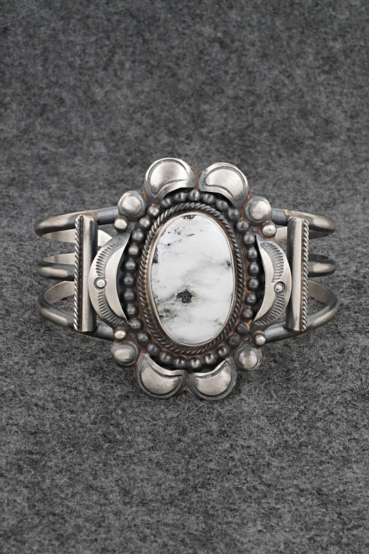 White Buffalo & Sterling Silver Bracelet - Leslie Nez