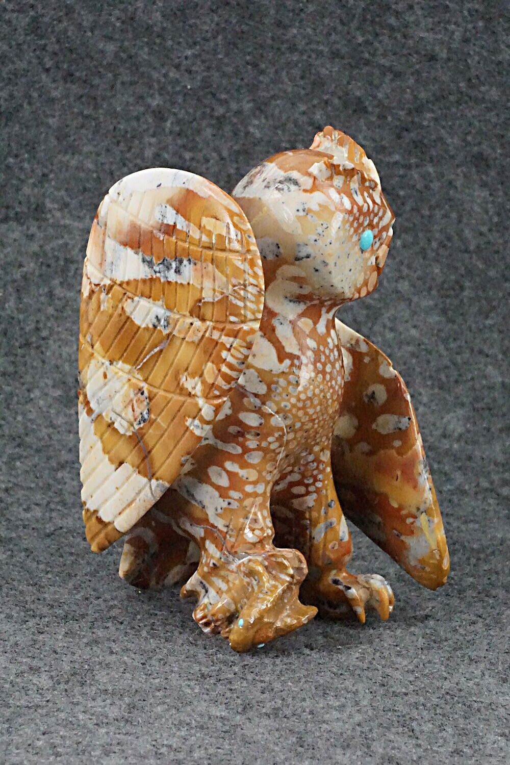 Owl Zuni Fetish Carving - Albert Eustace