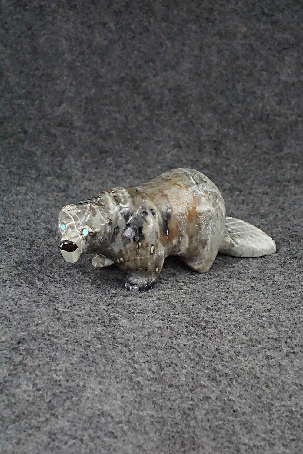Beaver Zuni Fetish Carving - Freddie Leekya