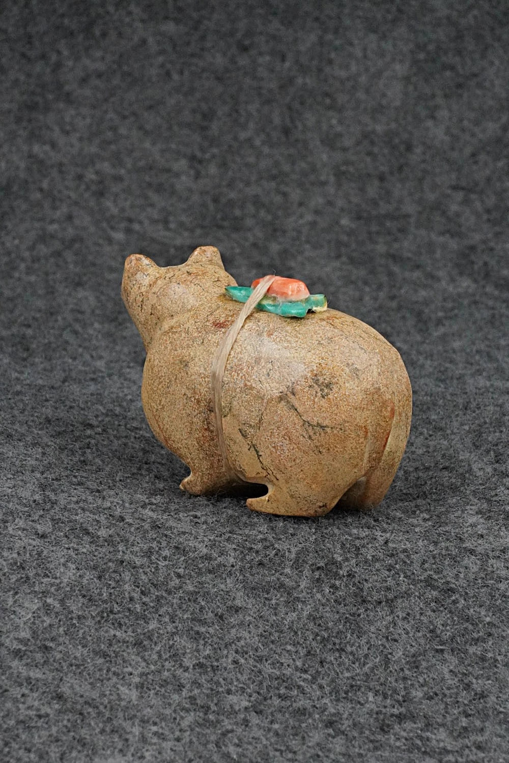 Bear Zuni Fetish Carving - Freddie Leekya