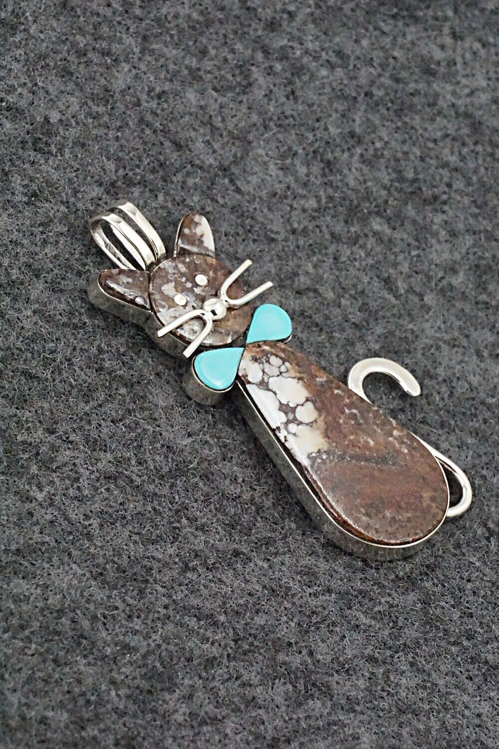 Wild Horse, Turquoise & Sterling Silver Pendant - Leavus Ahiyite