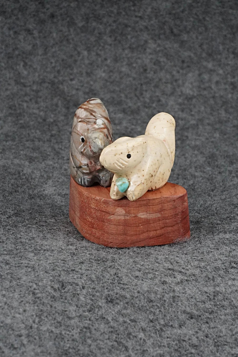 Squirrel Zuni Fetish Carving - Justin Red Elk