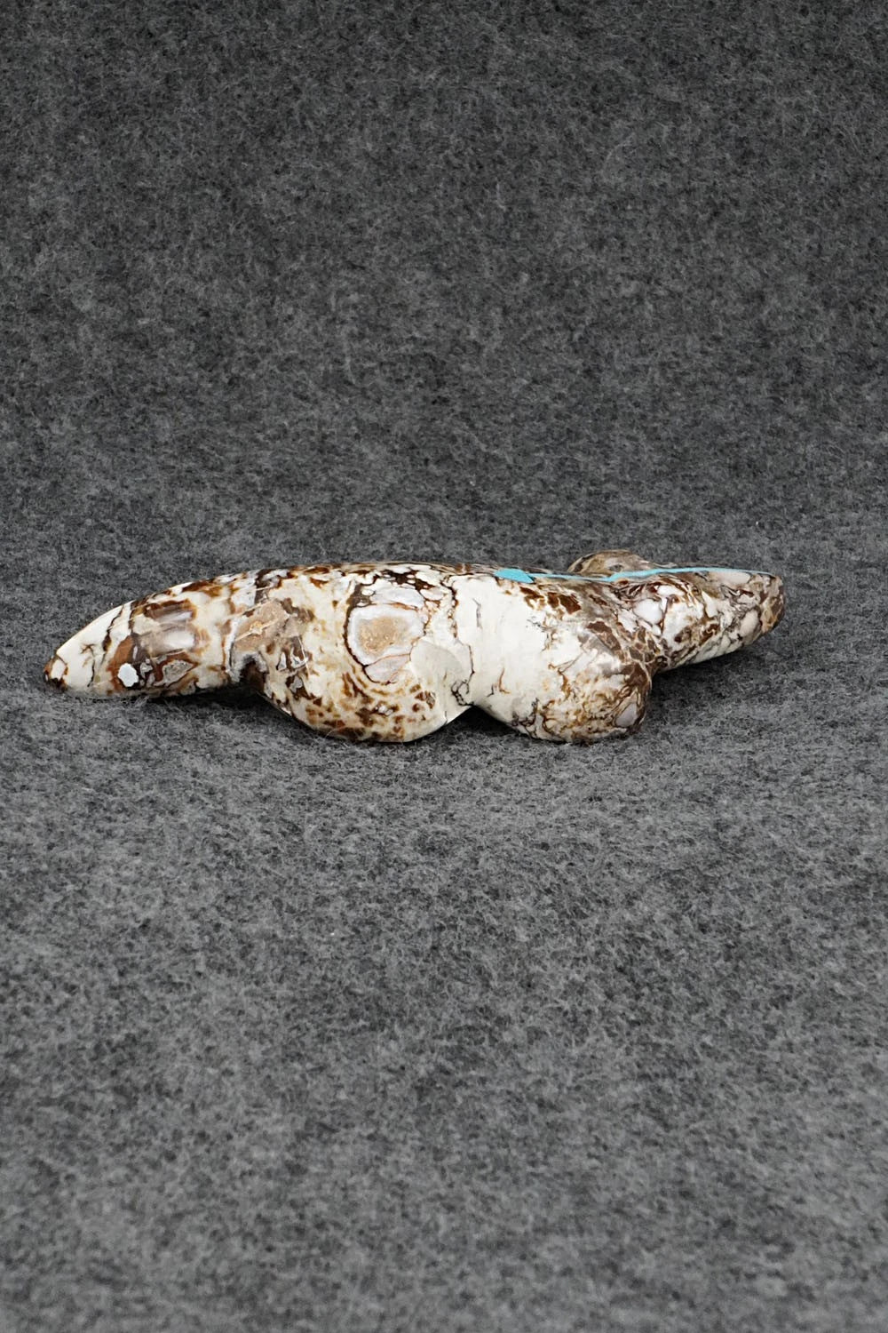 Badger Zuni Fetish Carving - Kenric Laiwakete