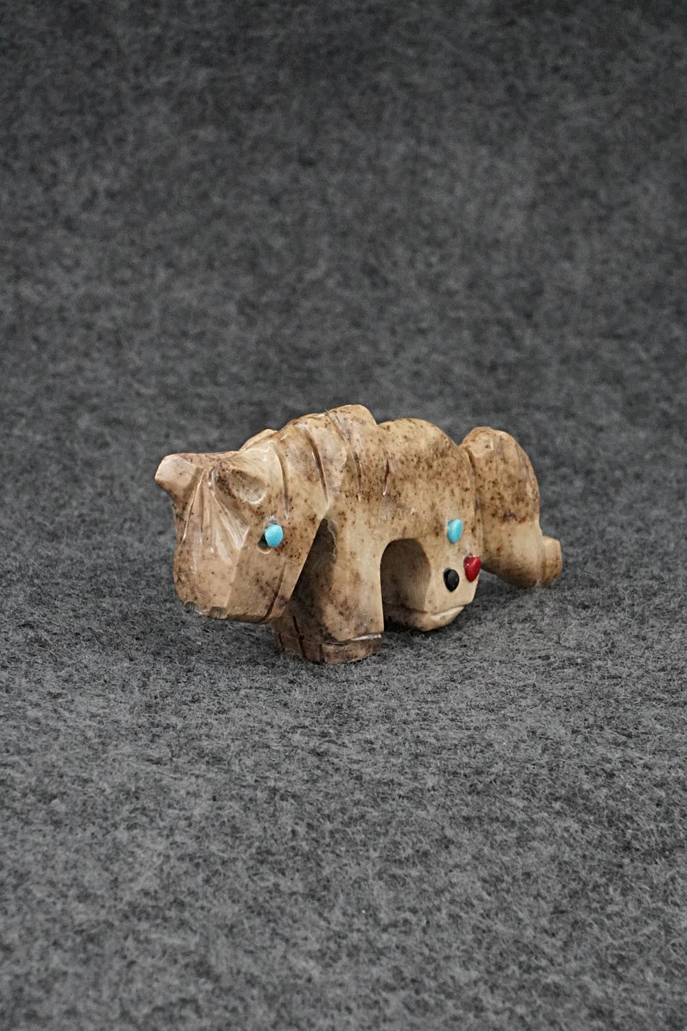 Horse Zuni Fetish Carving - Dannette Laate