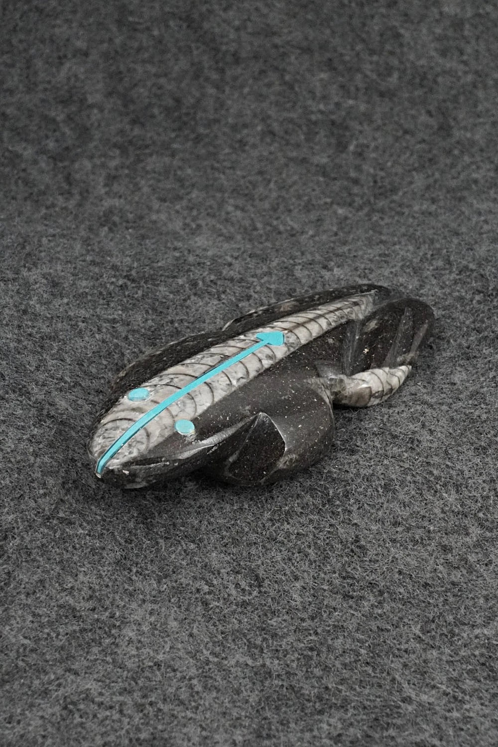 Frog Zuni Fetish Carving - Kenric Laiwakete