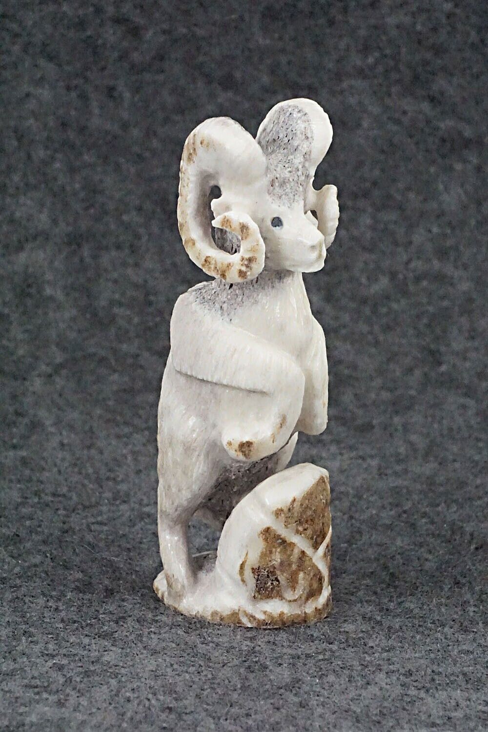 Ram Zuni Fetish Carving - Maxx Laate