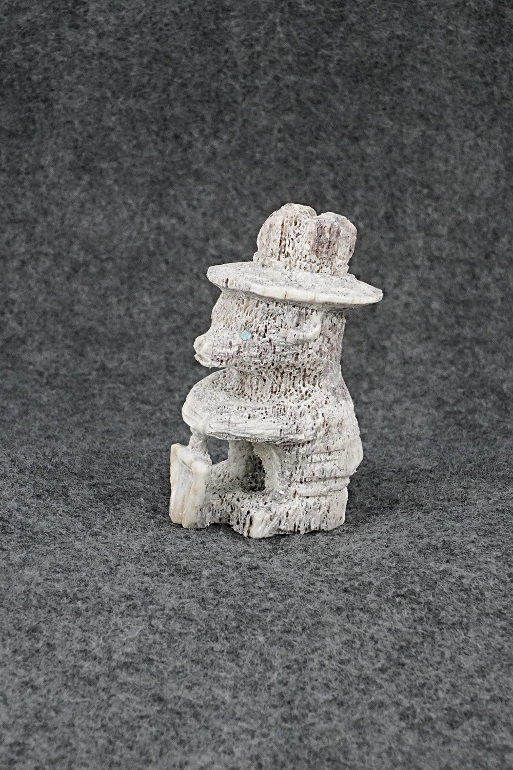 Smokey Bear Zuni Fetish Carving - Chris Peina