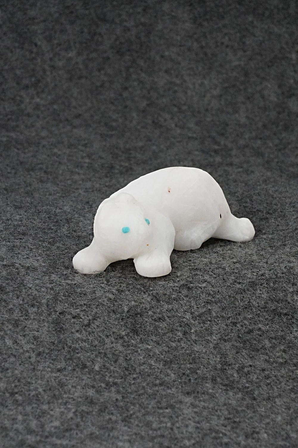 Mountain Lion Zuni Fetish Carving - Wilfred Cheama