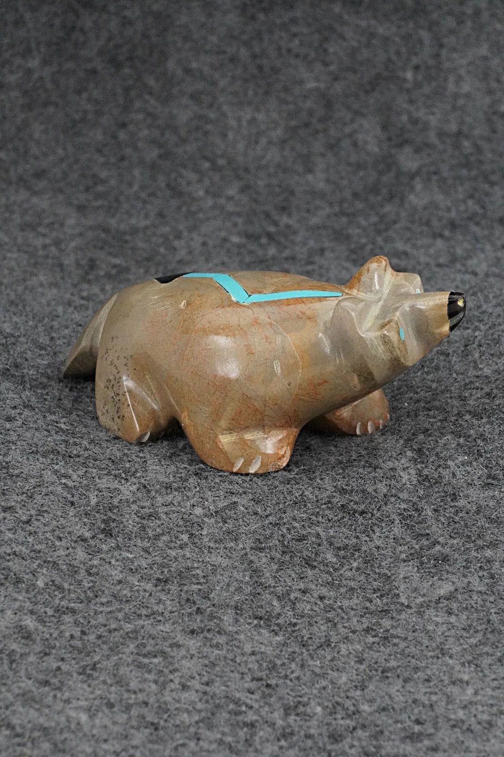 Badger Zuni Fetish Carving - Enrike Leekya