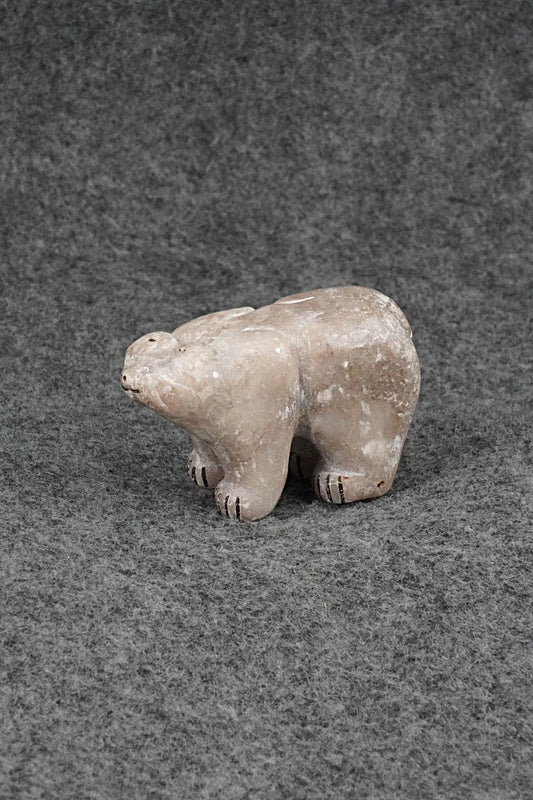 Bear Zuni Fetish Carving - Rick Kallestewa