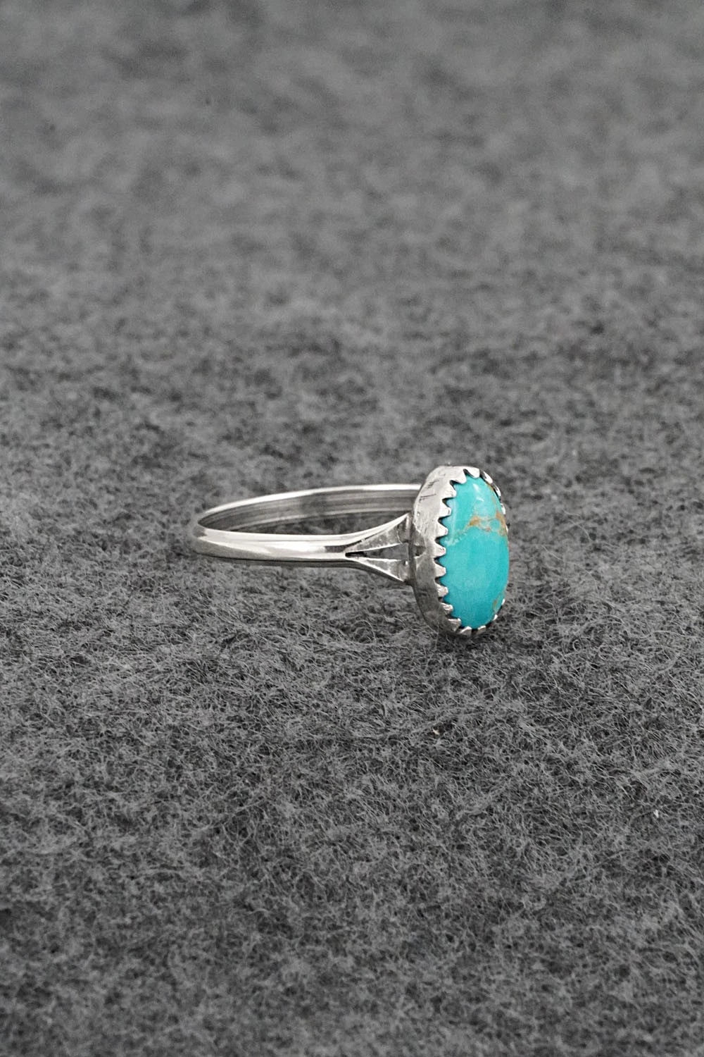 Turquoise & Sterling Silver Ring - Matthew Gordon - Size 8.75