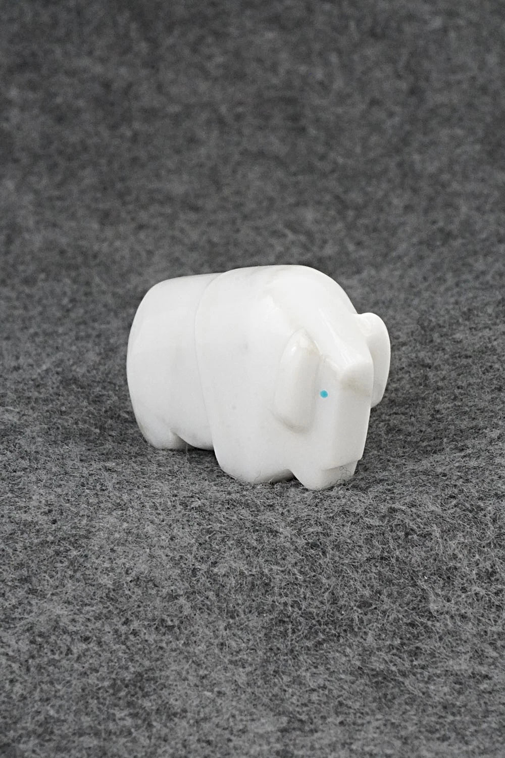 Buffalo Zuni Fetish Carving - Clayton Panteah