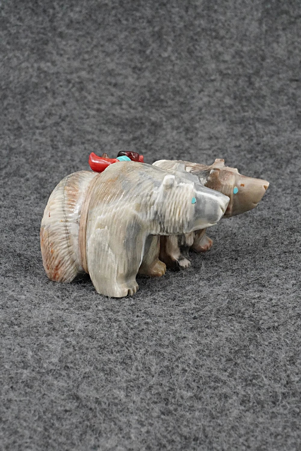 Bear Zuni Fetish Carving - Farlan & Paulette Quam