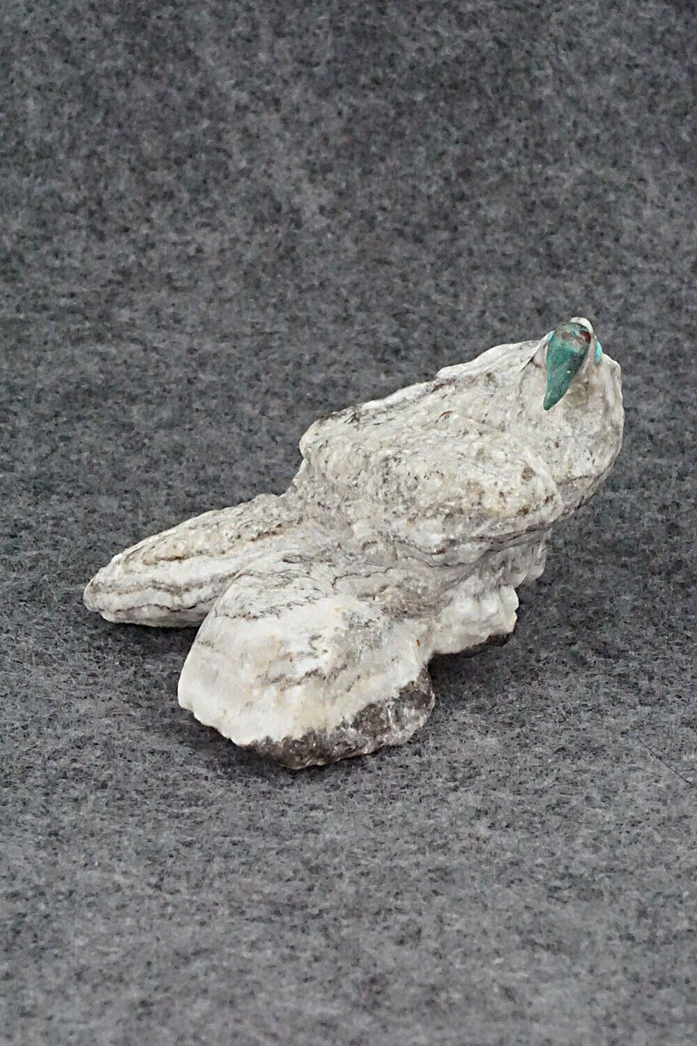 Eagle Zuni Fetish Carving - Jon Quam