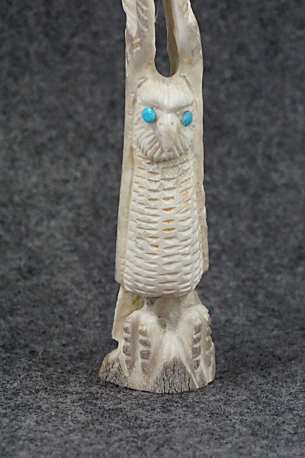 Owl Zuni Fetish Carving - Garrick Weeka