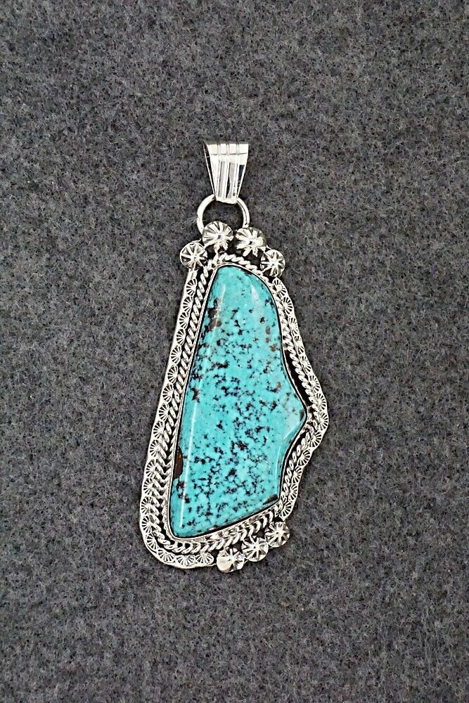 Turquoise & Sterling Silver Pendant - Rita Largo