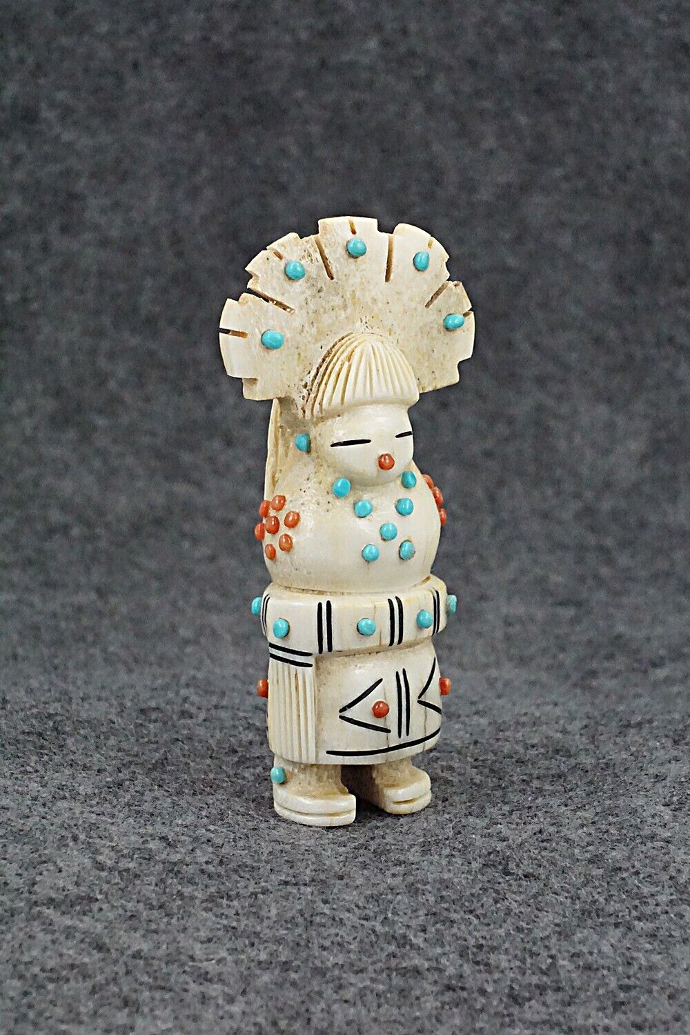 Corn Maiden Zuni Fetish Carving - Claudia Peina