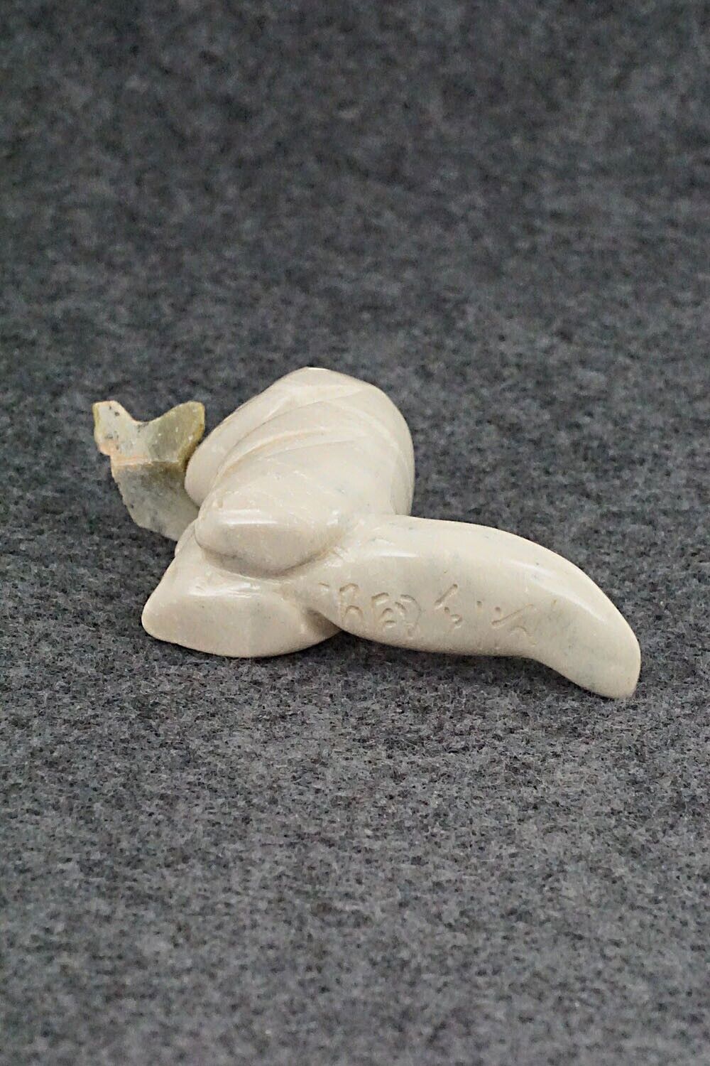Otter with Fish Zuni Fetish Carving - Justin Red Elk
