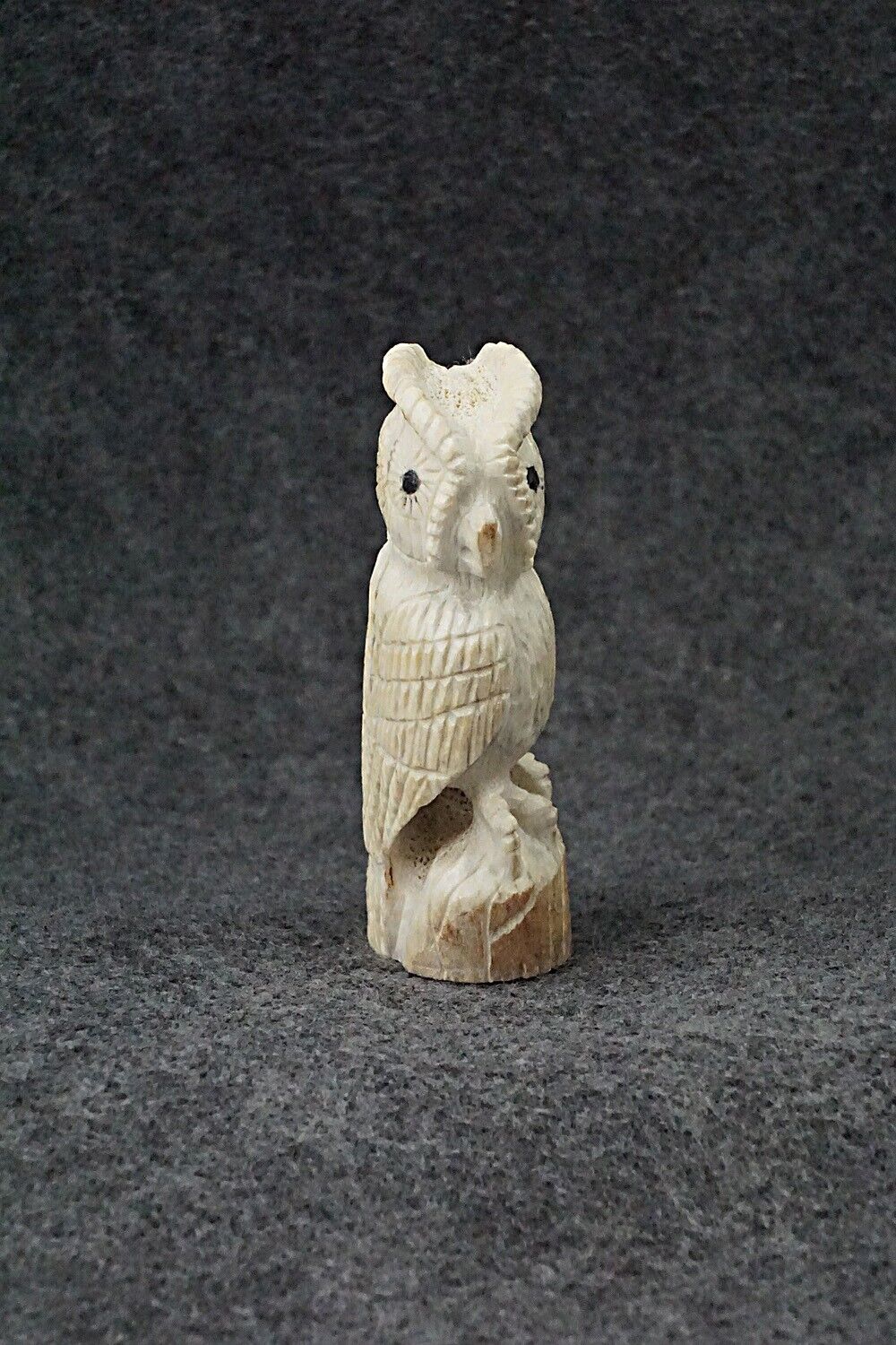 Owl Zuni Fetish Carving - Chris Peina