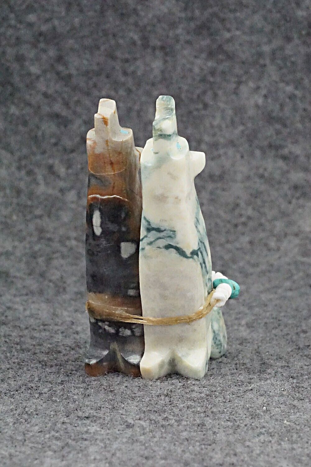 Wolf Pair Zuni Fetish Carving - Tim Lementino