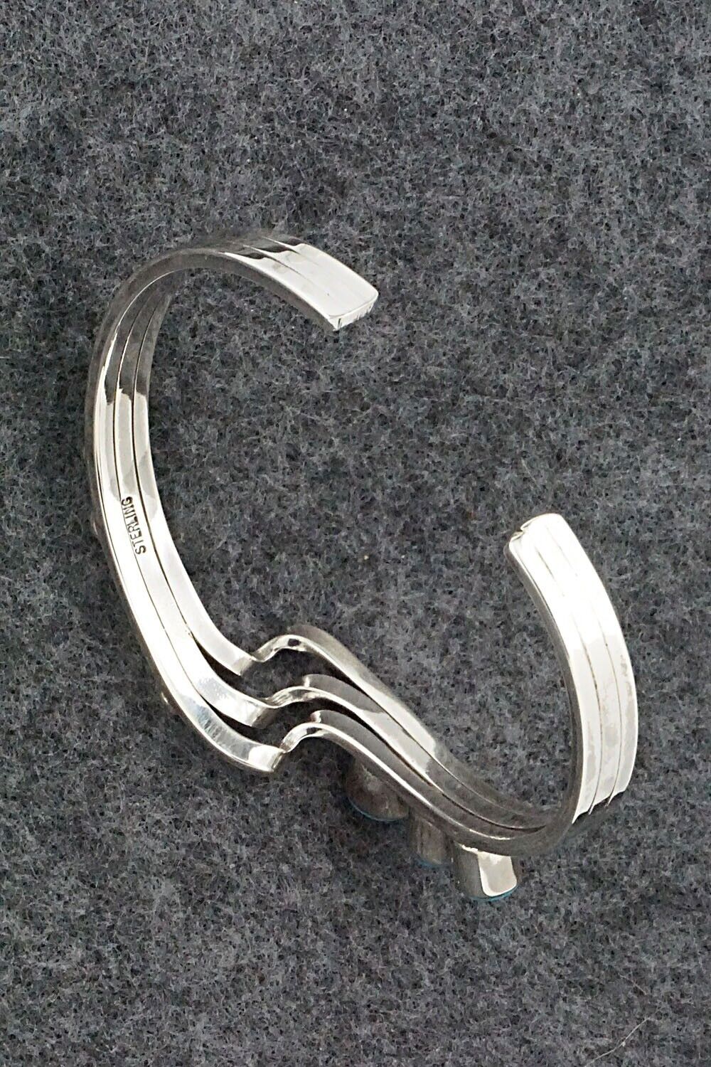 Turquoise & Sterling Silver Bracelet - Daniel Dakai