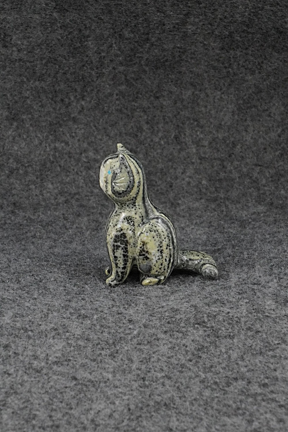Cat Zuni Fetish Carving - Rosella Soseeah