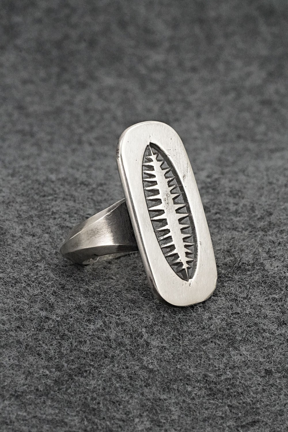 Sterling Silver Ring - Emerson Bill - Size 12
