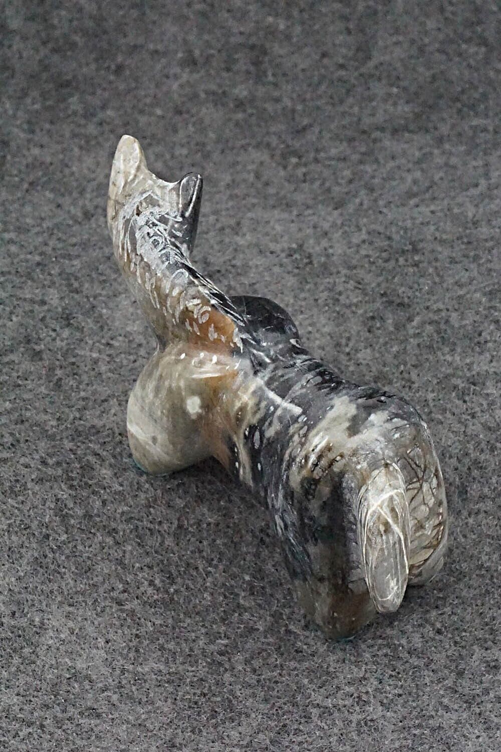 Horse Zuni Fetish Carving - Freddie Leekya