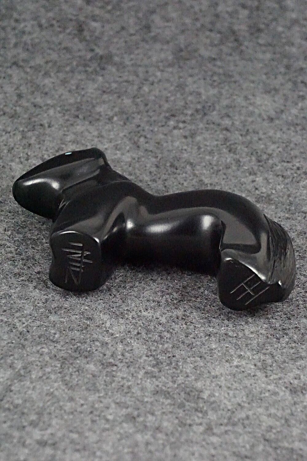 Horse Zuni Fetish Carving - Herbert Halate