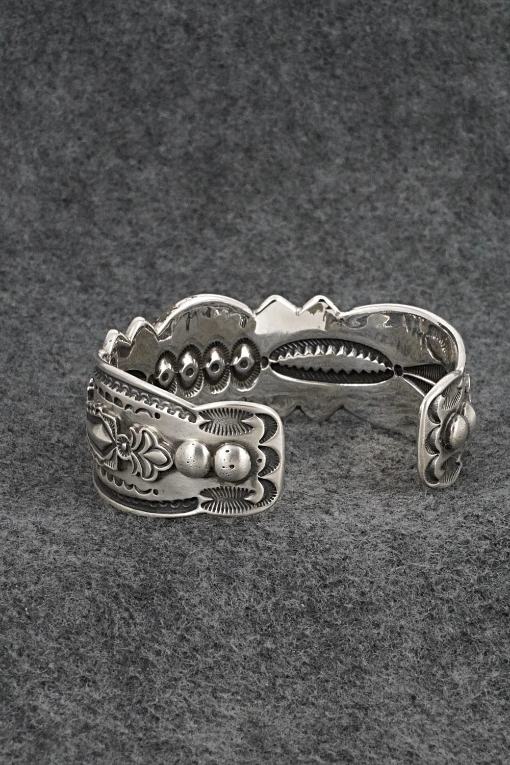 Turquoise & Sterling Silver Bracelet - Roland Dixson