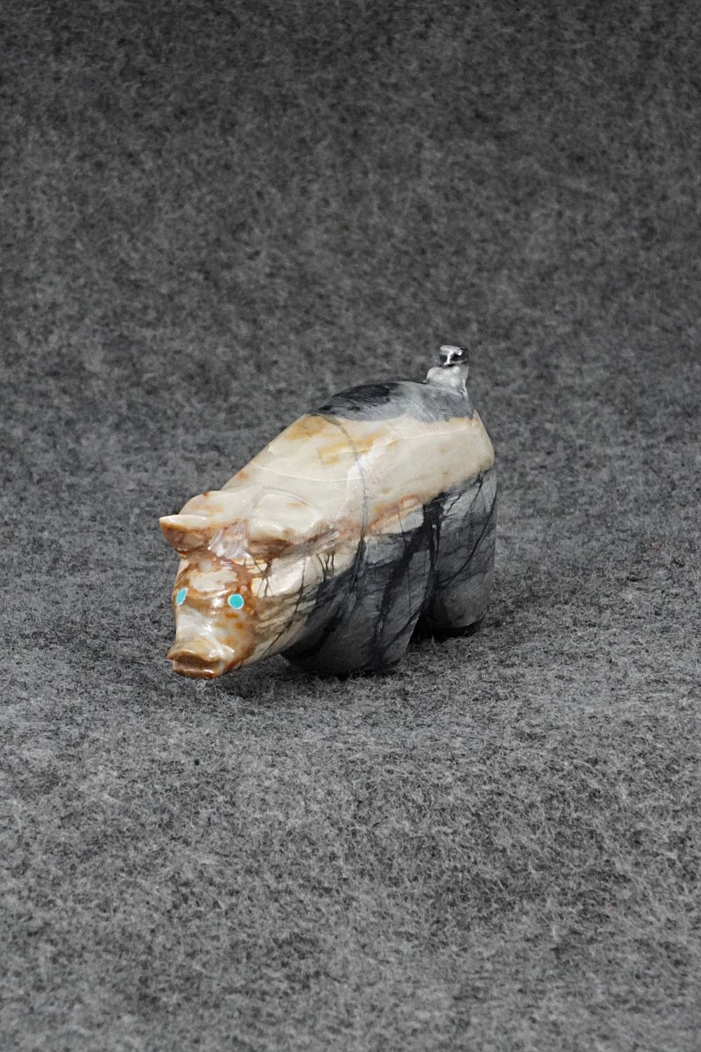 Pig Zuni Fetish Carving - Delvin Leekya
