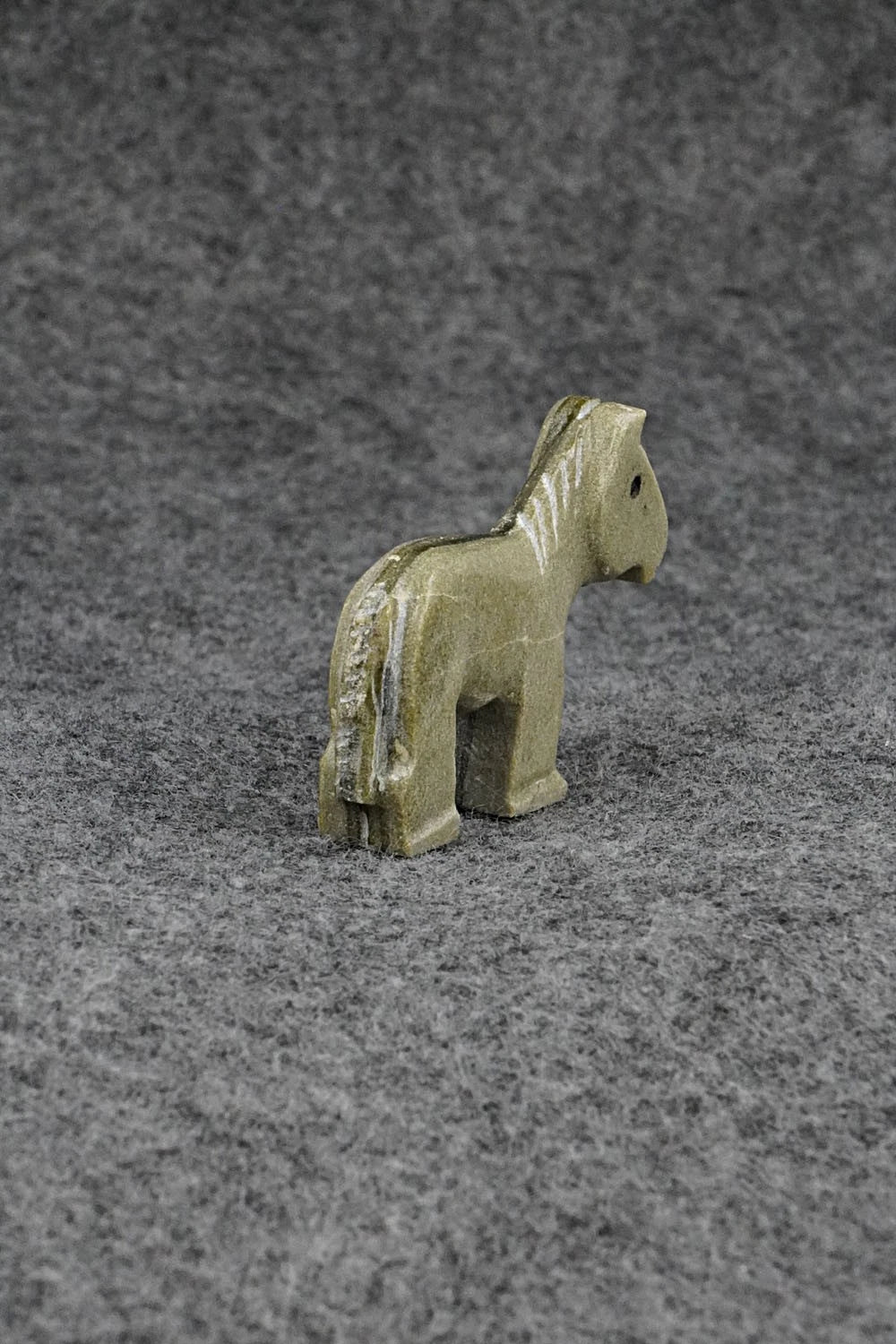 Horse Zuni Fetish Carving - Carol Martin