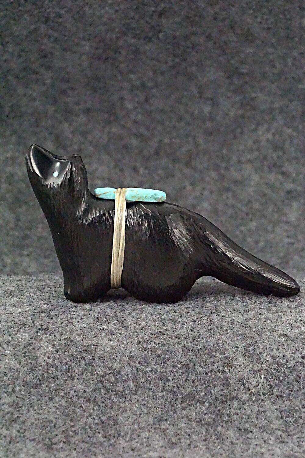 Wolf Zuni Fetish Carving - Herbert Halate