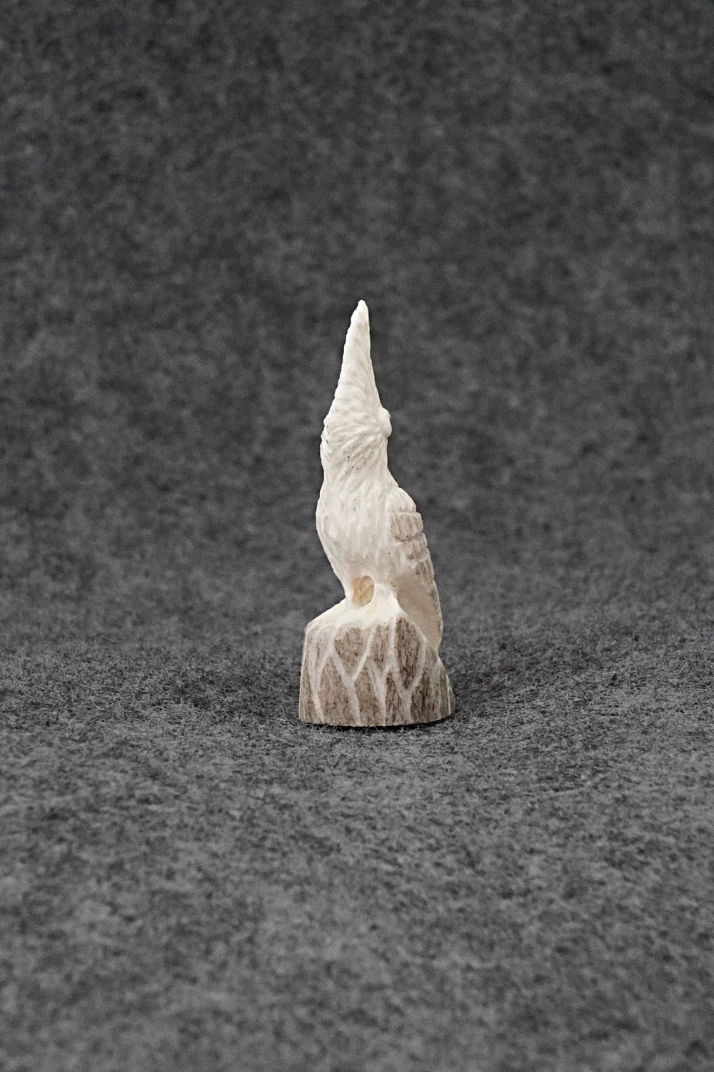 Parrot Zuni Fetish Carving - Chris Peina