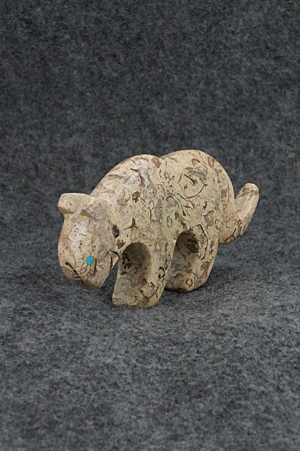 Mountain Lion Zuni Fetish Carving - Kenric Laiwakete