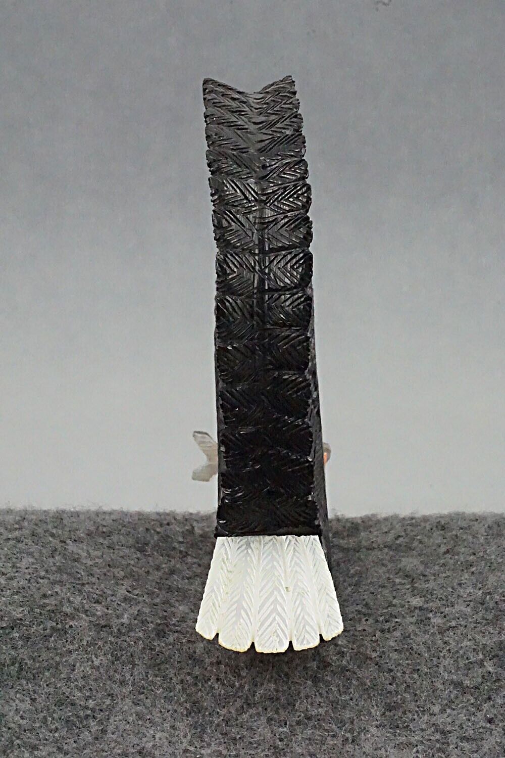 Bald Eagle w/Fish Zuni Fetish Carving - Mike Tucson