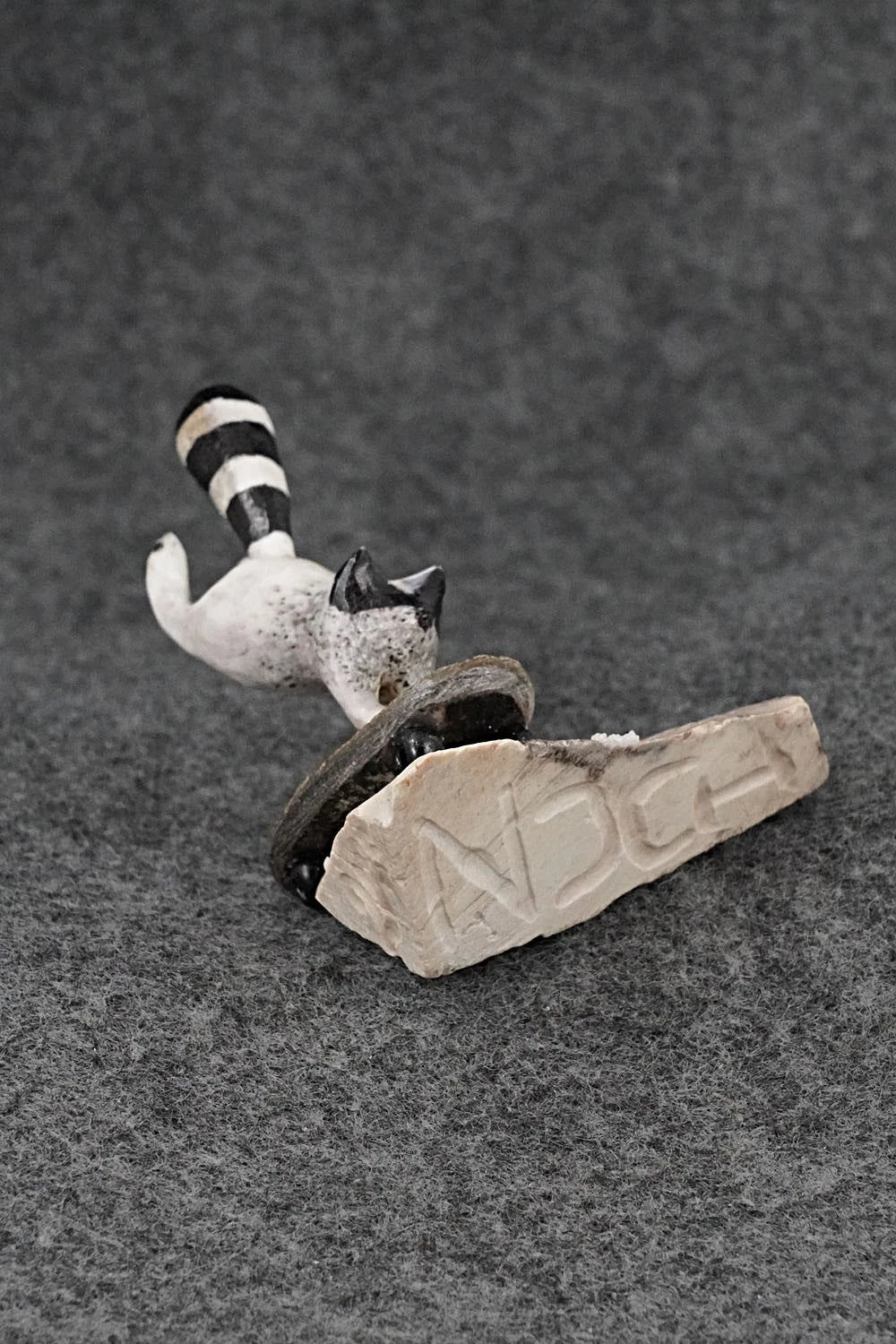 Raccoon Zuni Fetish Carving - Ruben Najara