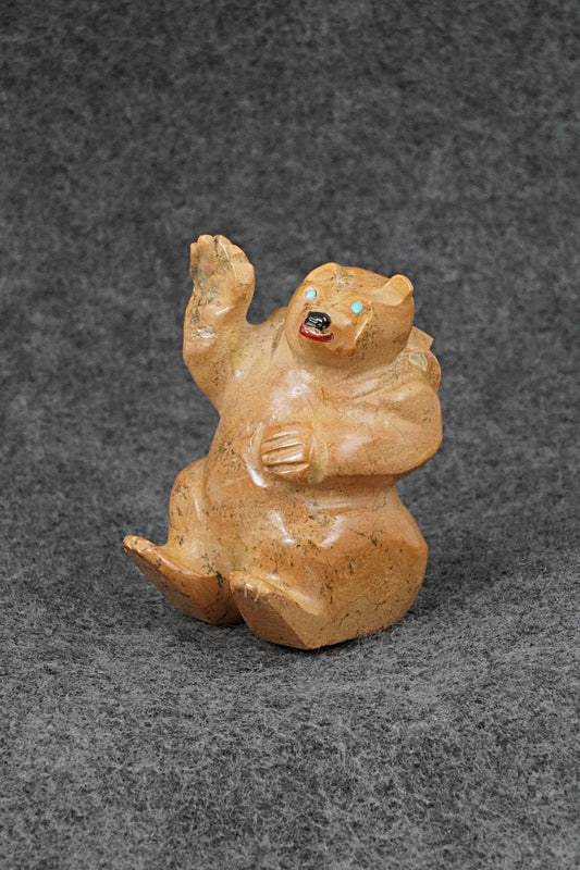 Bear Zuni Fetish Carving - Freddie Leekya